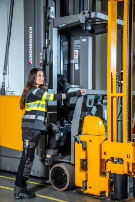 projob, sweatshirt, varsel, klass, 1, pj, 6129, gul, svart, hh, helly, hansen, skön, tröja, hood, sweet, varseltröja, svart, hoo