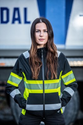 projob, funktionsjacka, funktion, pj, 6442, klass, 1, varsel, svart, hh, helly, hansen, profil, arbetskläder, jacka, vattentålig