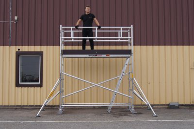 Svelt, rullställning, stallning, se, tillab, yrkesbutik, västerås, aluminium, stabil, lätt, privat, hemma, proffs, köpa, hyra,